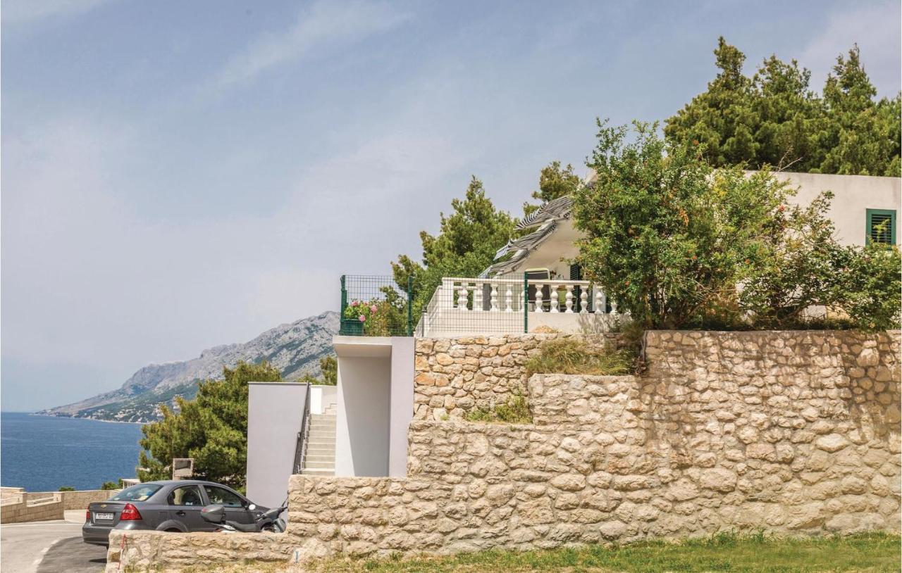 Lovely Apartment In Brela With House Sea View Exterior photo